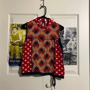 Retro inspired sleeveless top